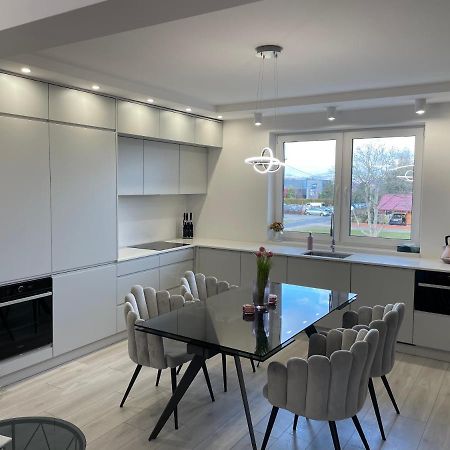 Apartament Luxlook Nowy Sacz Ngoại thất bức ảnh